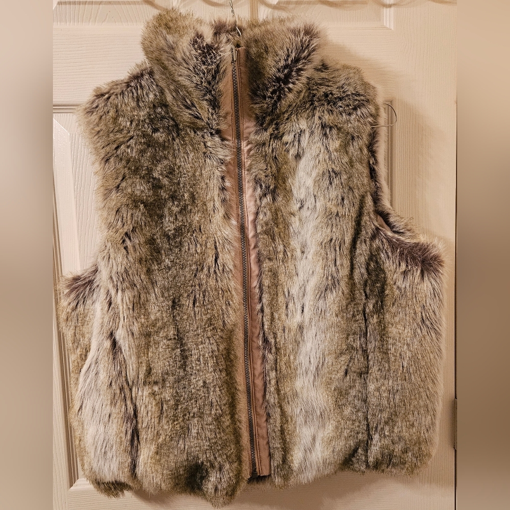 Weatherproof Vest Reversible Sleeveless Jacket Faux Fur